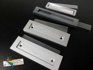 Een deel van onze verschillende houders kan ook met transparant venster met een papiertje erachter.